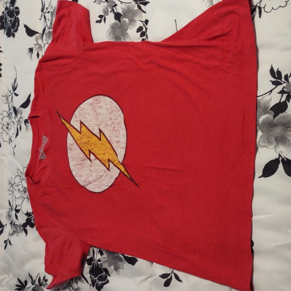 Men's medium Flash shirt